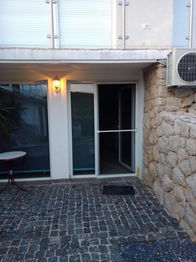 Ferienwohnung Siroki Brijeg Bagian luar foto