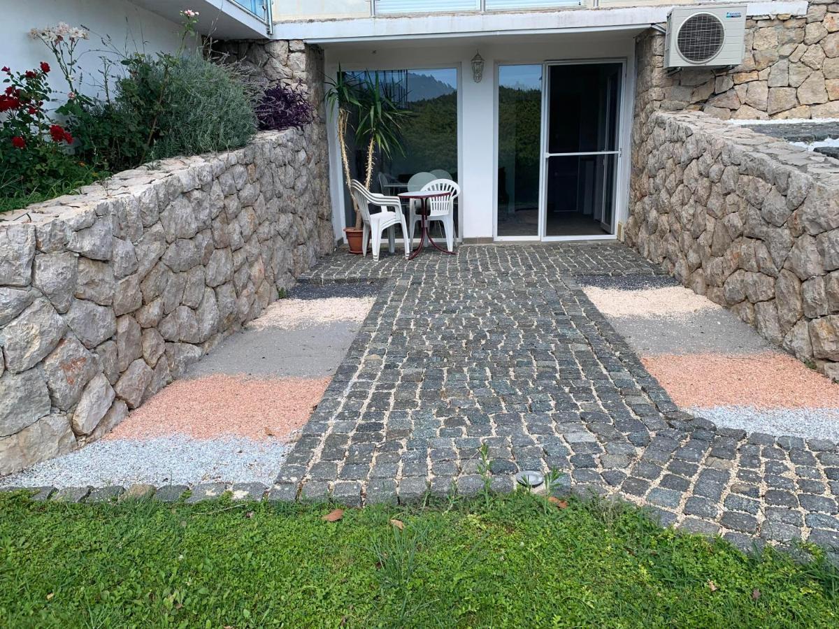 Ferienwohnung Siroki Brijeg Bagian luar foto