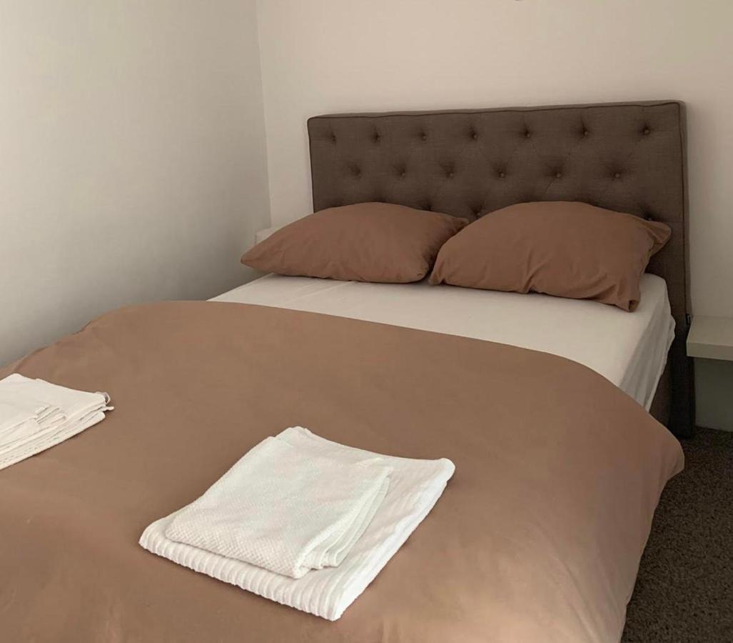 Ferienwohnung Siroki Brijeg Bagian luar foto